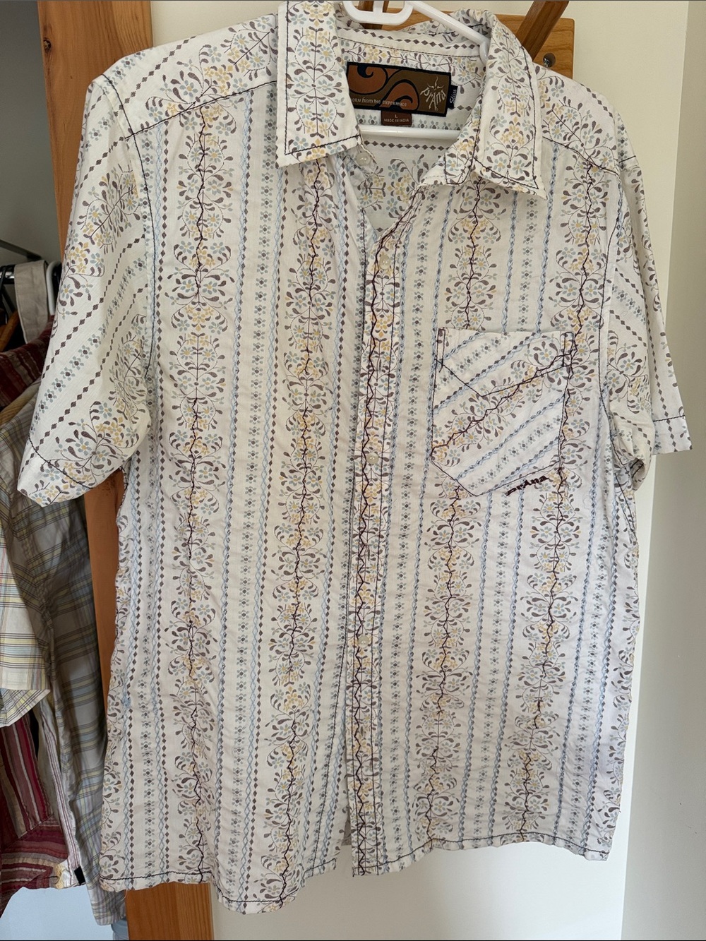 Men’s prana button down floral
